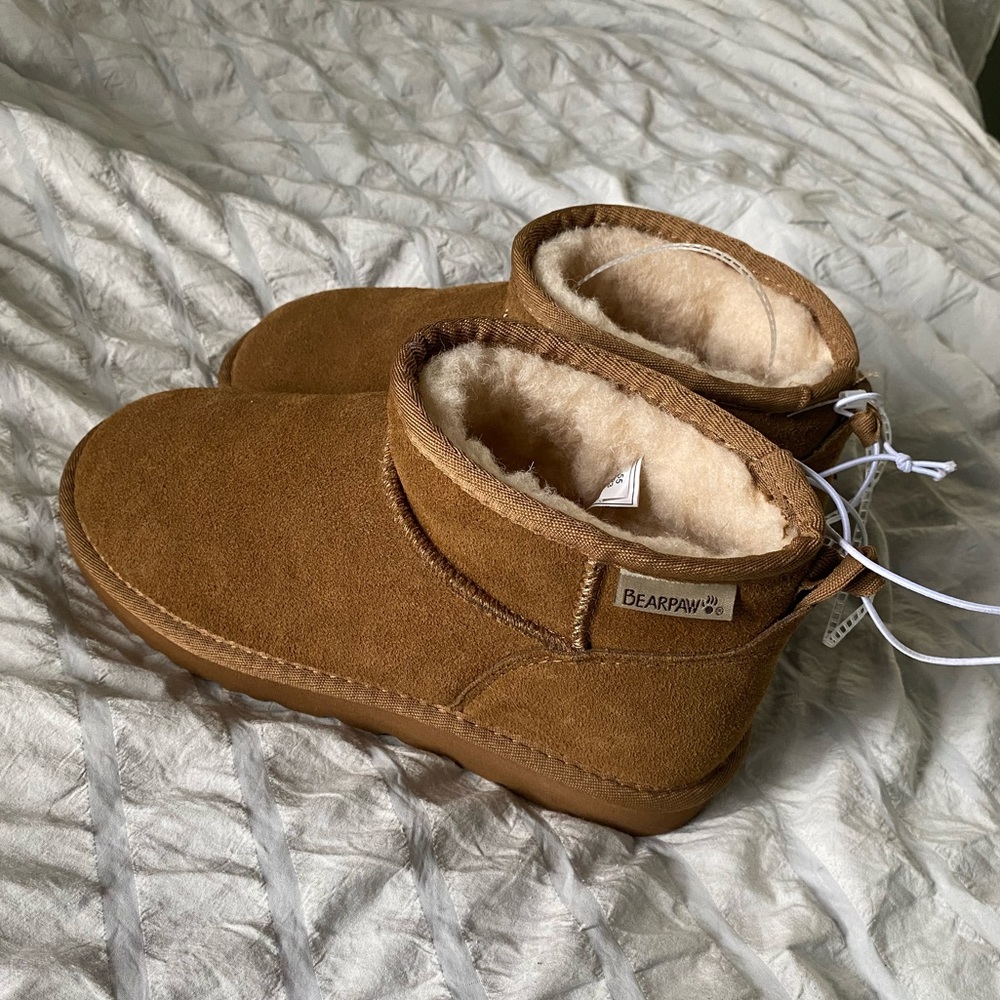 BearPaw Oaklynn Brown Women’s Boots Size 7